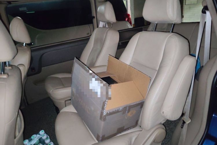 Used Buick GL8 2014 2.4L Classic Edition Interior 4