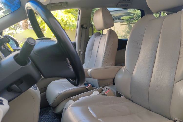Used Buick GL8 2014 3.0L XT Luxury Business Flagship Edition Left Front Seat