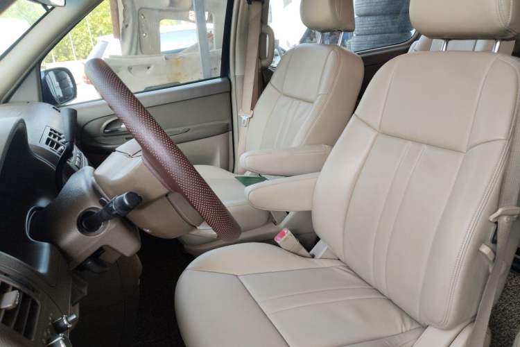 Used Buick GL8 2014 2.4L Classic Edition Left Front Seat