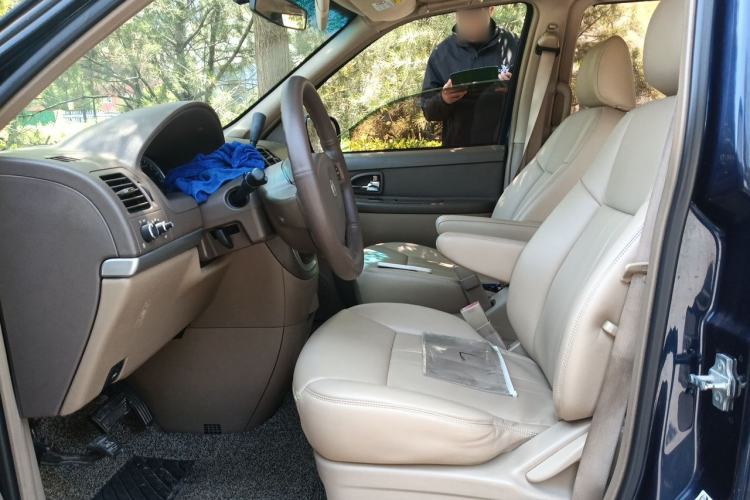 Used Buick GL8 2014 2.4L Classic Edition Left Front Seat