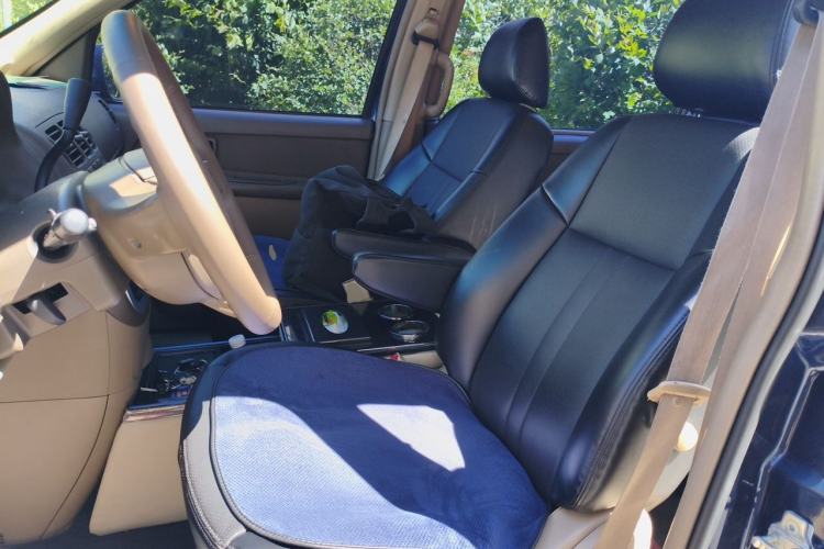Used Buick GL8 2014 2.4L Comfort Edition Left Front Seat