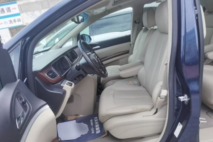 Used Buick GL8 2014 3.0L XT Luxury Business Flagship Edition Left Front Seat