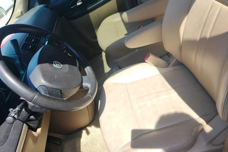 Used Buick GL8 2014 2.4L Executive Edition Left Front Seat