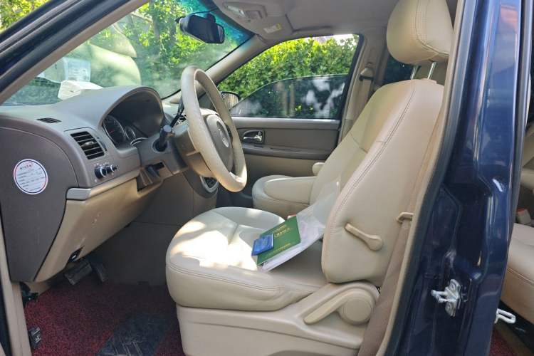 Used Buick GL8 2014 2.4L Comfort Edition Left Front Seat