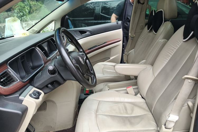 Used Buick GL8 2014 3.0L XT Luxury Business Flagship Edition Left Front Seat