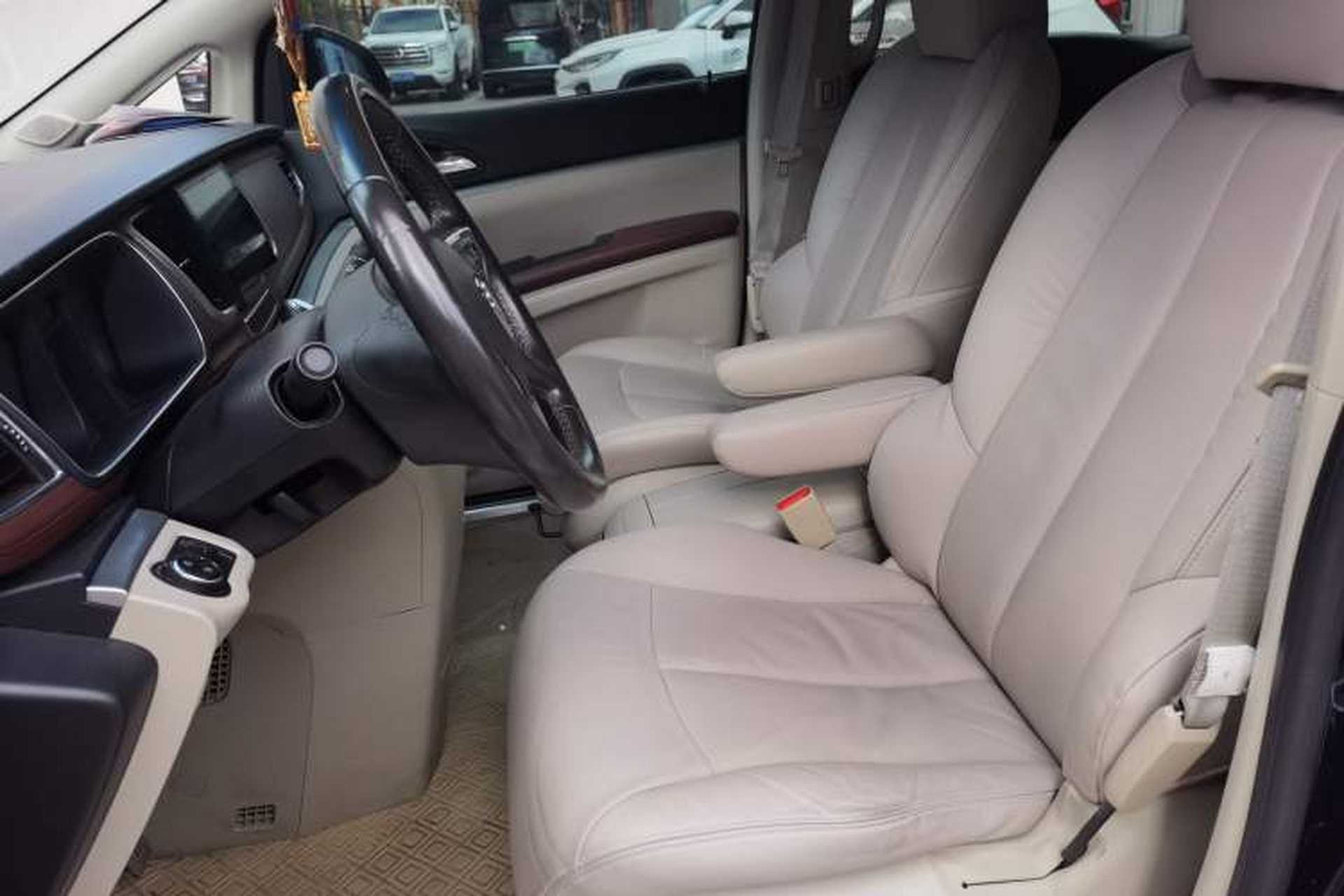 Used Buick GL8 2014 3.0L GT Luxury Business Haoya Edition Left Front Seat