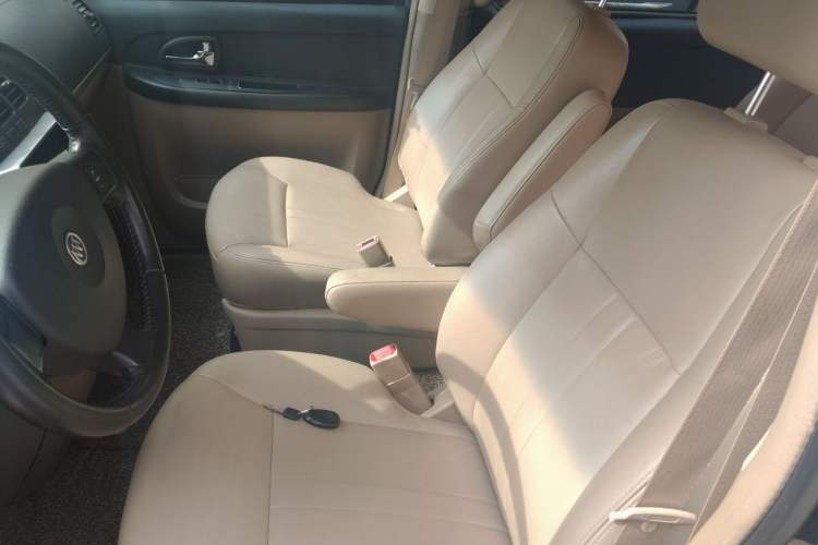 Used Buick GL8 2014 2.4L Executive Edition Left Front Seat