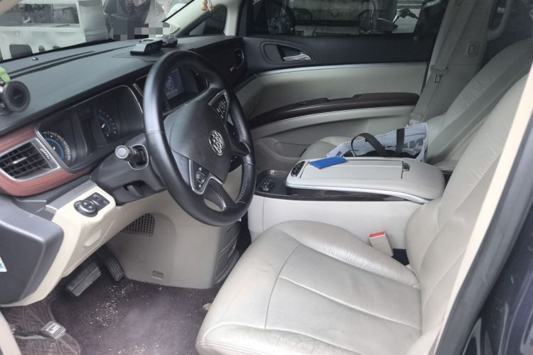 Used Buick GL8 2014 3.0L XT Luxury Business Flagship Edition Left Front Seat