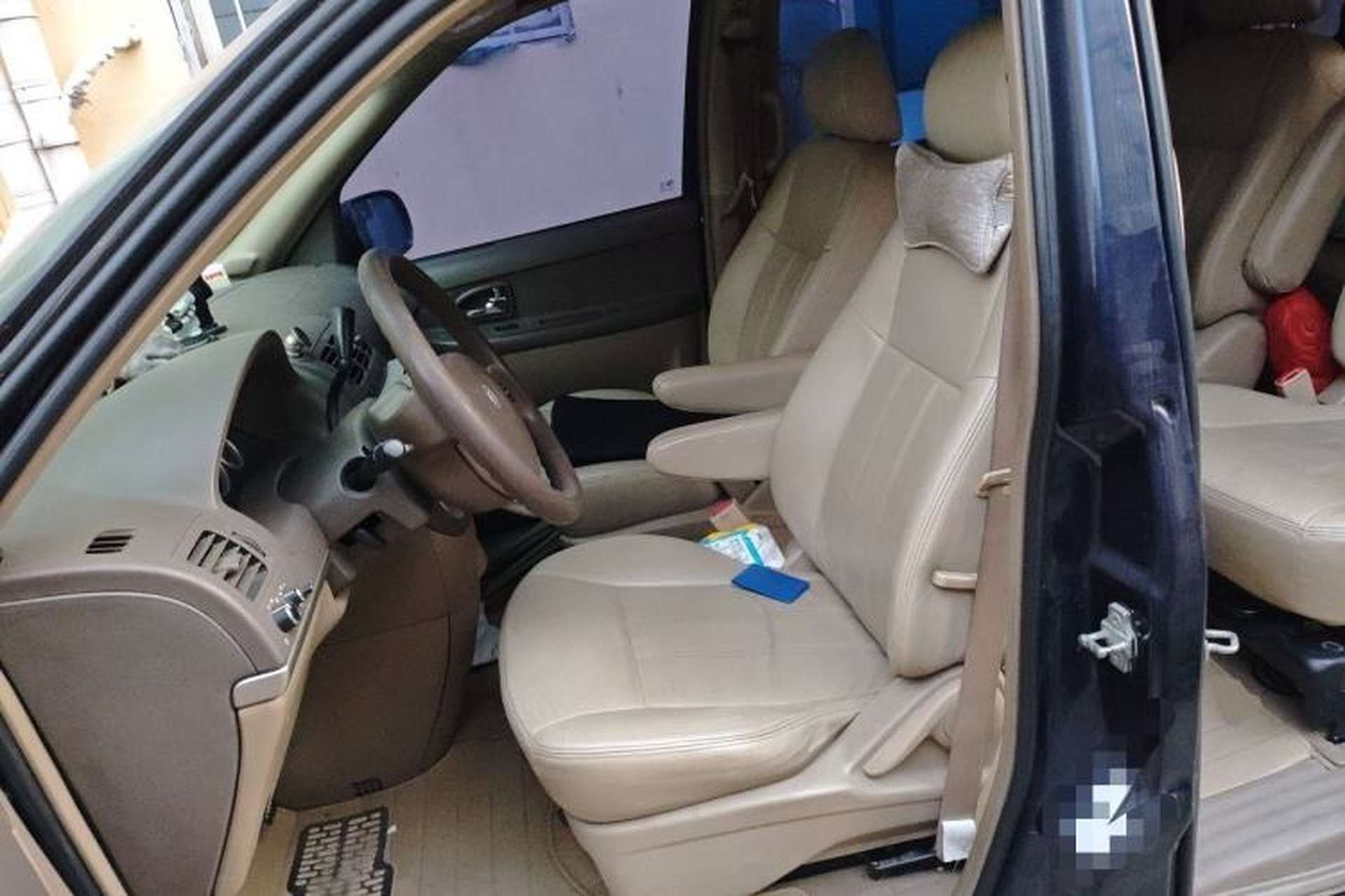 Used Buick GL8 2014 2.4L Classic Edition Left Front Seat