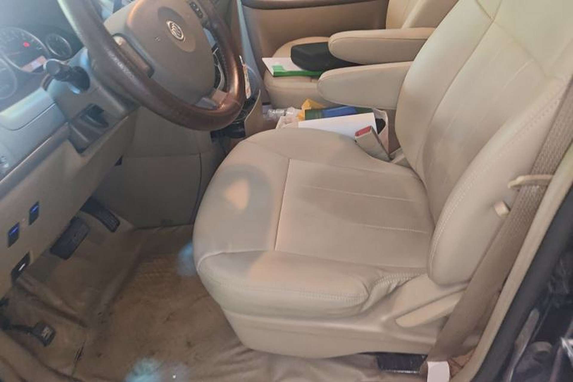 Used Buick GL8 2014 2.4L Classic Edition Left Front Seat