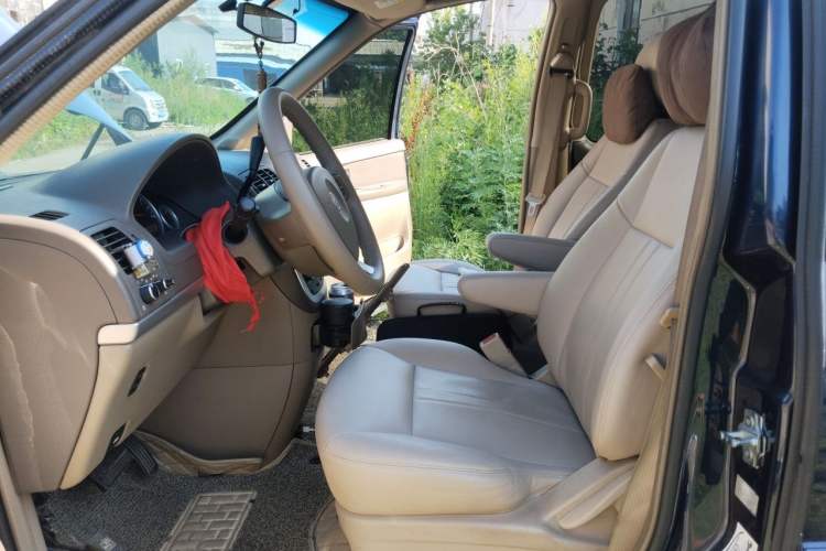 Used Buick GL8 2014 2.4L Classic Edition Left Front Seat
