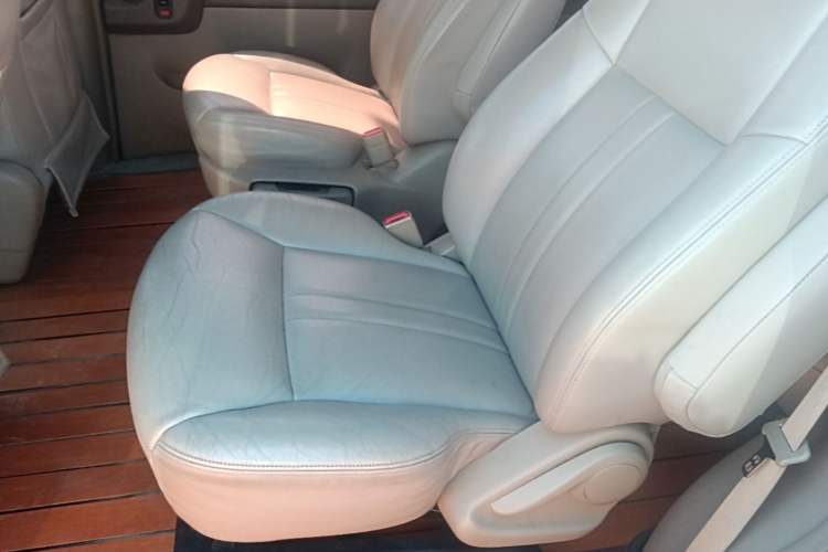 Used Buick GL8 2014 2.4L Classic Edition Left Rear Seat