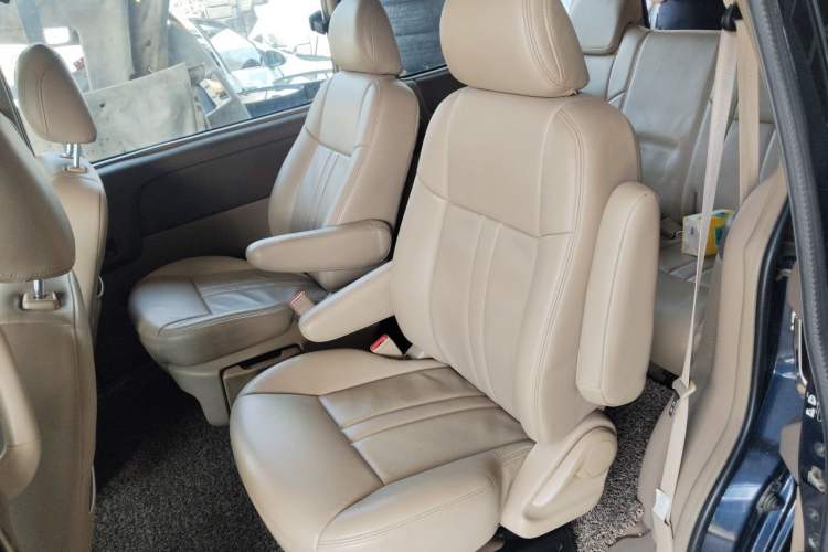 Used Buick GL8 2014 2.4L Classic Edition Left Rear Seat