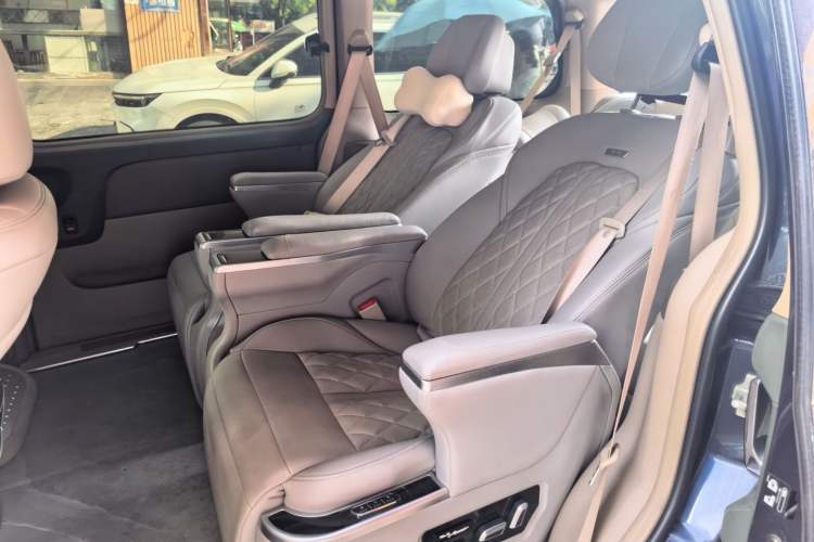 Used Buick GL8 2014 2.4L Classic Edition Left Rear Seat