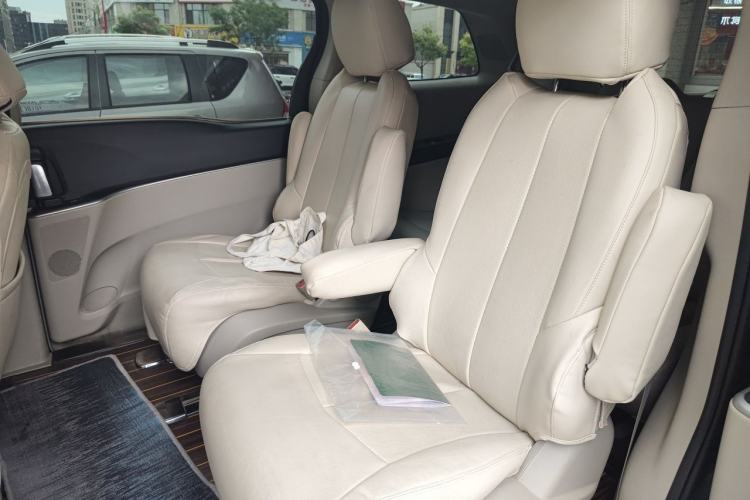 Used Buick GL8 2014 2.4L CT Luxury Business Comfort Edition Left Rear Seat