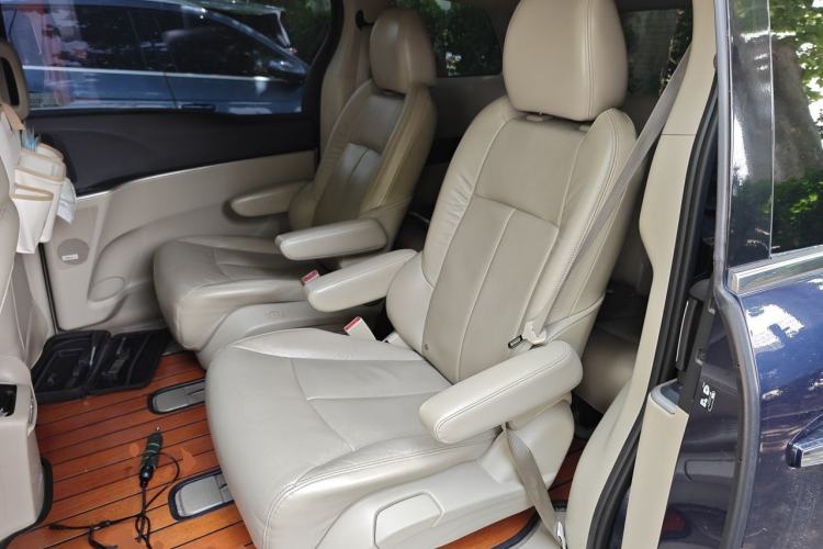 Used Buick GL8 2014 3.0L XT Luxury Business Flagship Edition Left Rear Seat