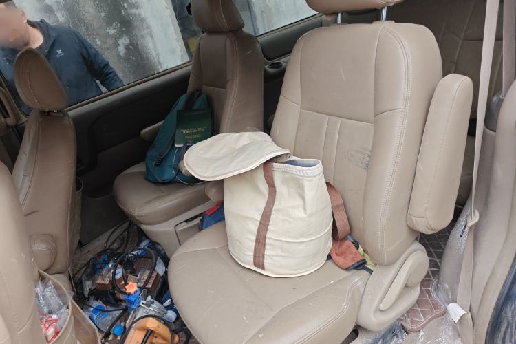 Used Buick GL8 2014 2.4L Classic Edition Left Rear Seat