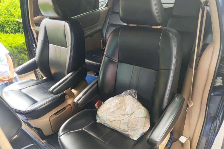 Used Buick GL8 2014 2.4L Classic Edition Left Rear Seat