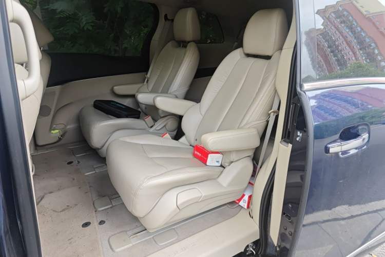 Used Buick GL8 2014 3.0L GT Luxury Business Haoya Edition Left Rear Seat