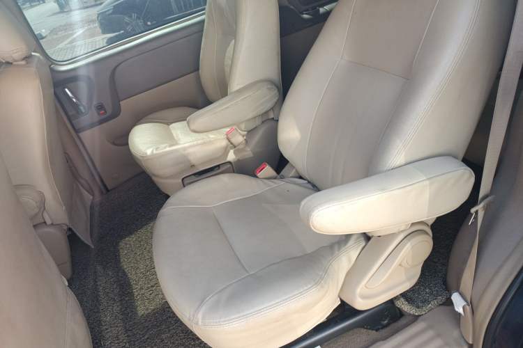 Used Buick GL8 2014 2.4L Classic Edition Left Rear Seat