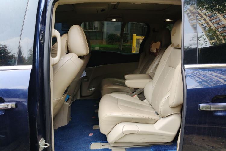 Used Buick GL8 2014 3.0L XT Luxury Business Flagship Edition Left Rear Seat