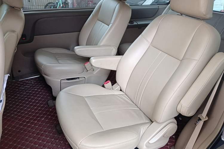 Used Buick GL8 2014 2.4L Classic Edition Left Rear Seat