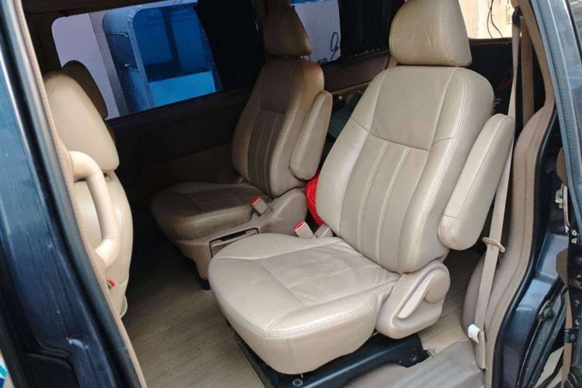 Used Buick GL8 2014 2.4L Classic Edition Left Rear Seat
