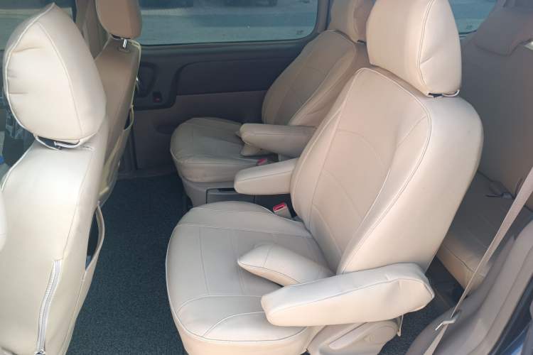 Used Buick GL8 2014 2.4L Classic Edition Left Rear Seat