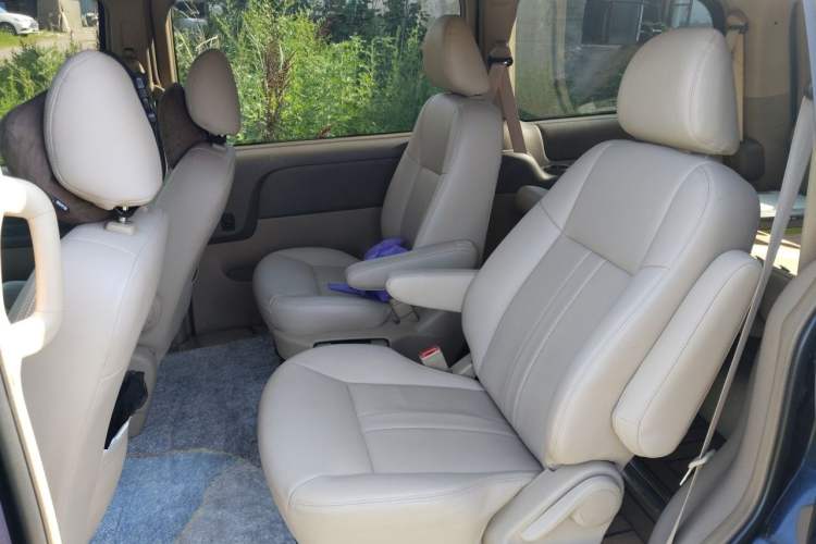 Used Buick GL8 2014 2.4L Classic Edition Left Rear Seat