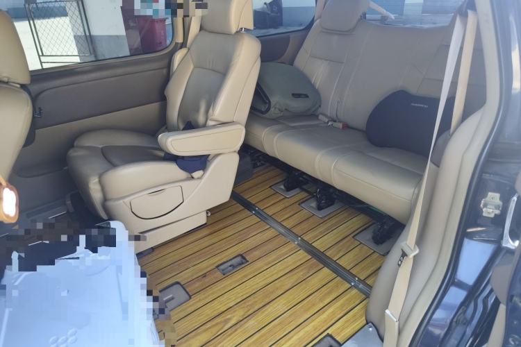 Used Buick GL8 2014 2.4L Classic Edition Left Rear Seat