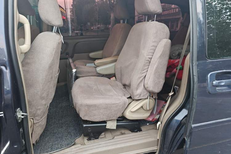 Used Buick GL8 2014 2.4L Classic Edition Left Rear Seat