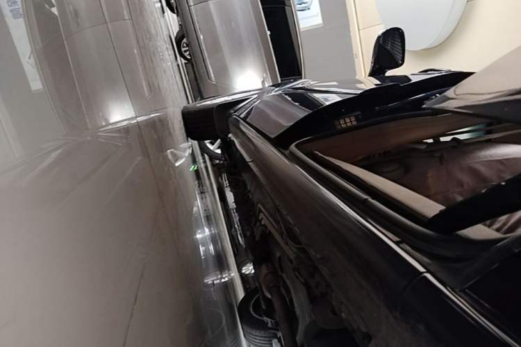 Used Buick GL8 2014 2.4L Classic Edition Left Side Sill