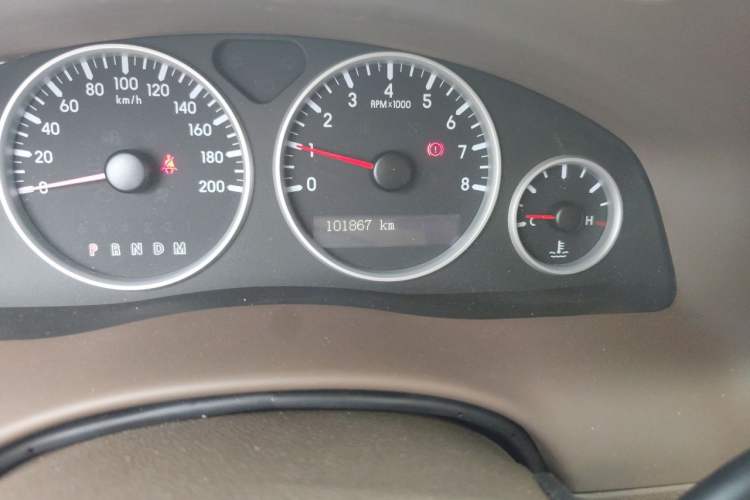 Used Buick GL8 2014 2.4L Classic Edition Odometer Close Up