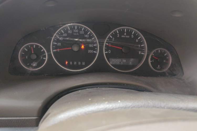 Used Buick GL8 2014 2.4L Comfort Edition Odometer Close Up