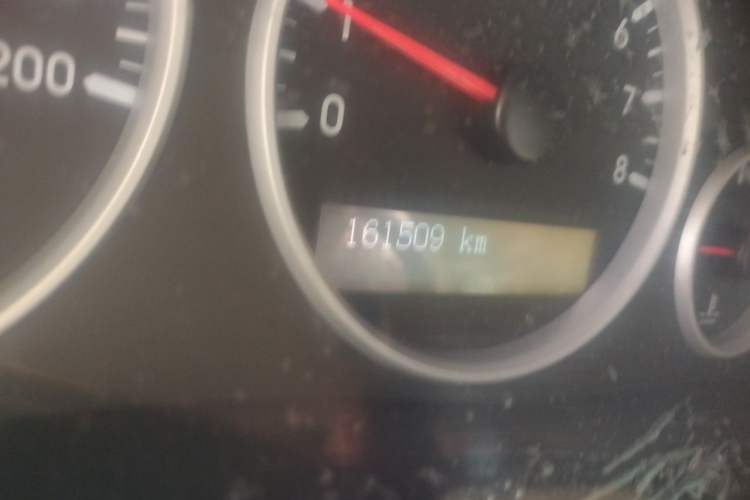 Used Buick GL8 2014 2.4L Classic Edition Odometer Close Up