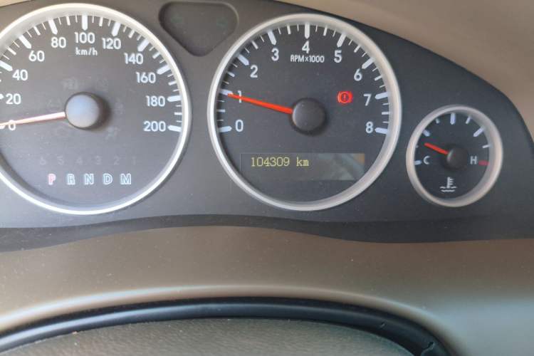Used Buick GL8 2014 2.4L Comfort Edition Odometer Close Up