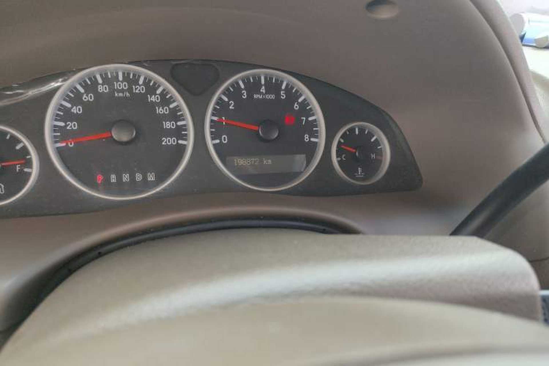 Used Buick GL8 2014 2.4L Comfort Edition Odometer Close Up