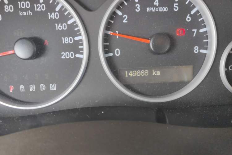 Used Buick GL8 2014 2.4L Classic Edition Odometer Close Up