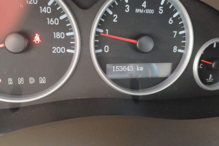 Used Buick GL8 2014 2.4L Classic Edition Odometer Close Up