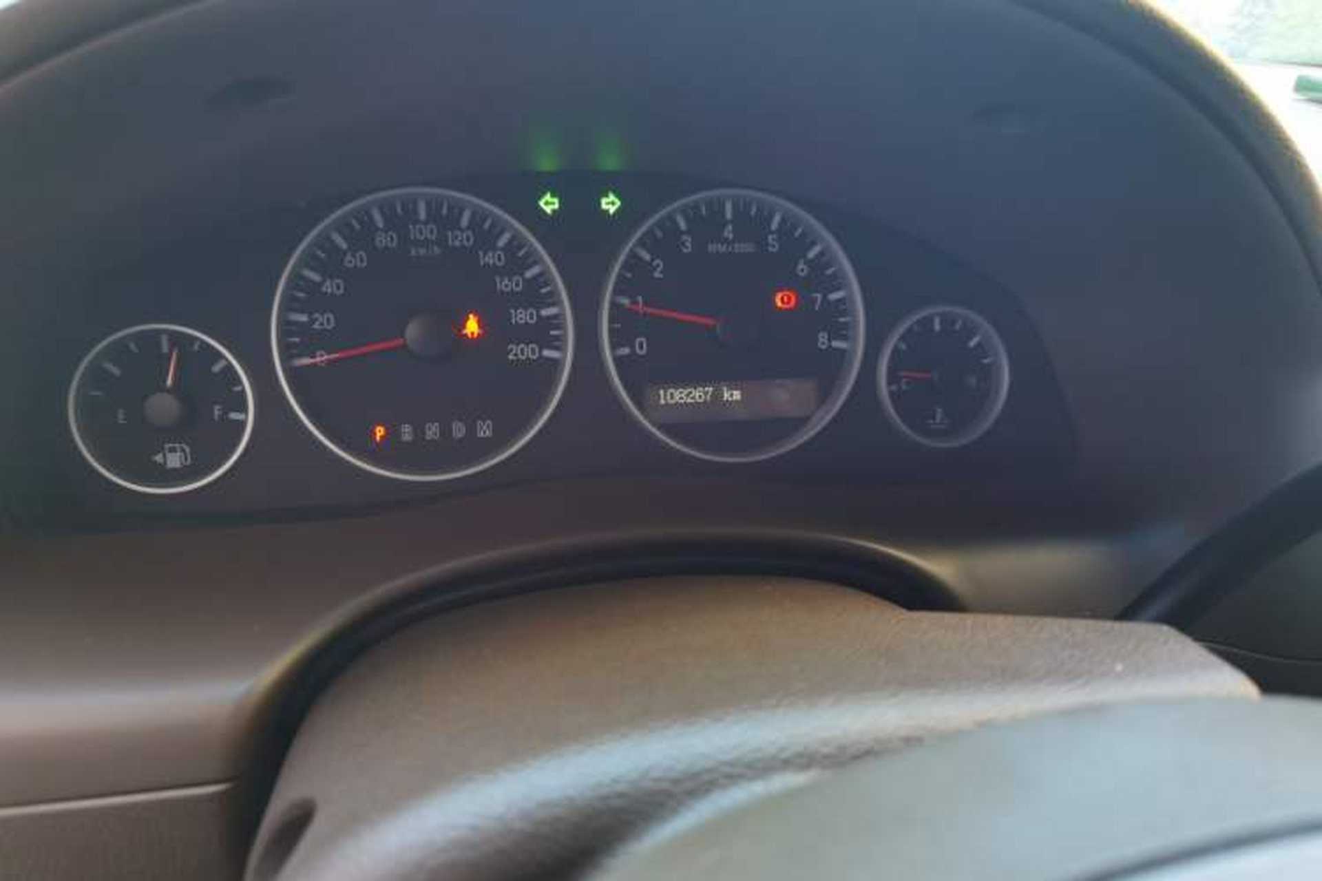 Used Buick GL8 2014 2.4L Classic Edition Odometer Close Up