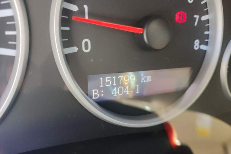 Used Buick GL8 2014 2.4L Classic Edition Odometer Close Up