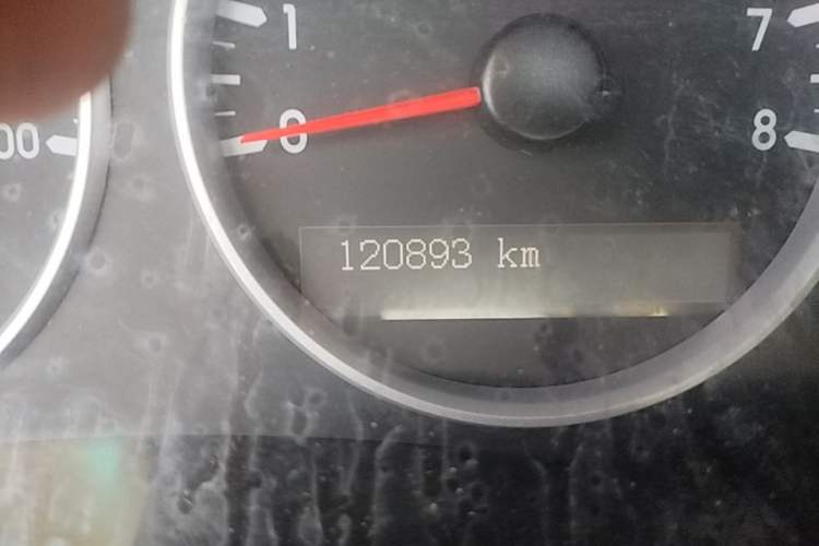 Used Buick GL8 2014 2.4L Executive Edition Odometer Close Up