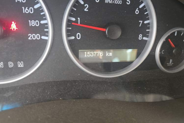 Used Buick GL8 2014 2.4L Classic Edition Odometer Close Up