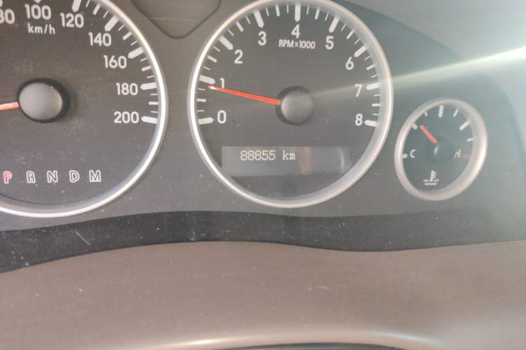 Used Buick GL8 2014 2.4L Classic Edition Odometer Close Up