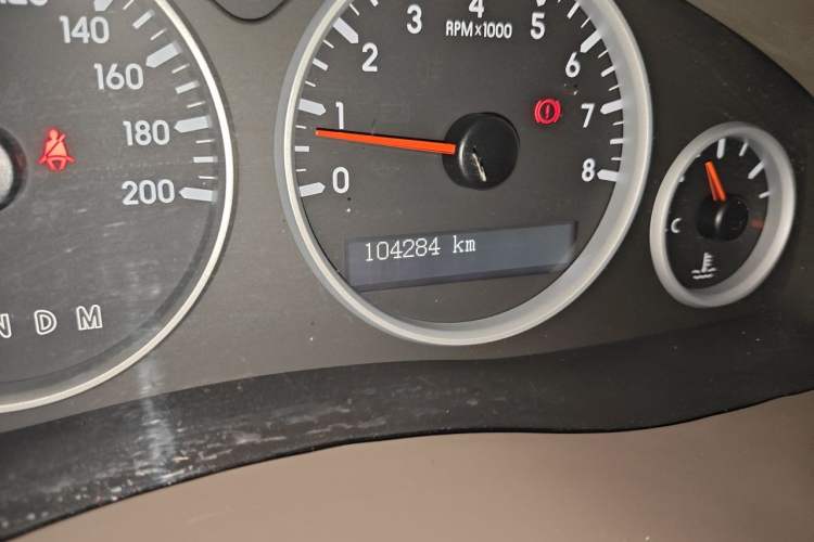 Used Buick GL8 2014 2.4L Classic Edition Odometer Close Up