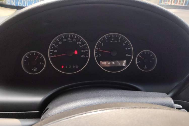 Used Buick GL8 2014 2.4L Executive Edition Odometer Close Up