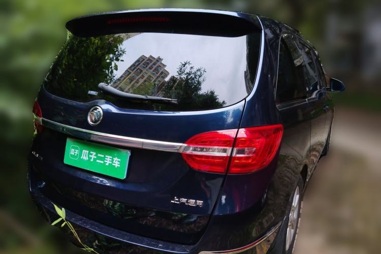 Used Buick GL8 2014 3.0L XT Luxury Business Flagship Edition Rear Right 45 Deg