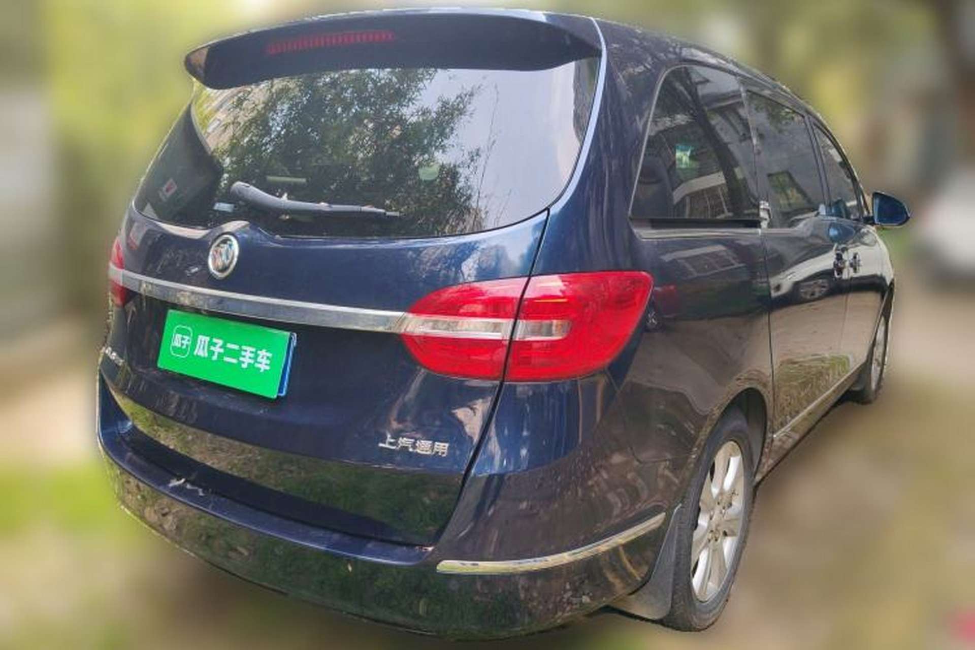 Used Buick GL8 2014 3.0L XT Luxury Business Flagship Edition Rear Right 45 Deg