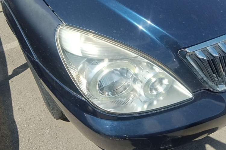 Used Buick GL8 2014 2.4L Classic Edition Right Front Headlight