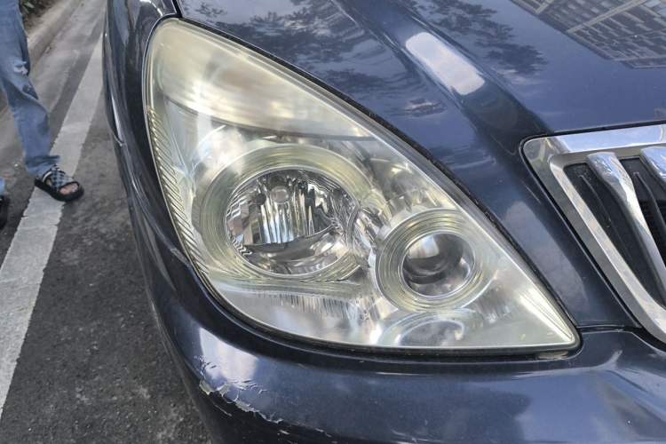 Used Buick GL8 2014 2.4L Classic Edition Right Front Headlight